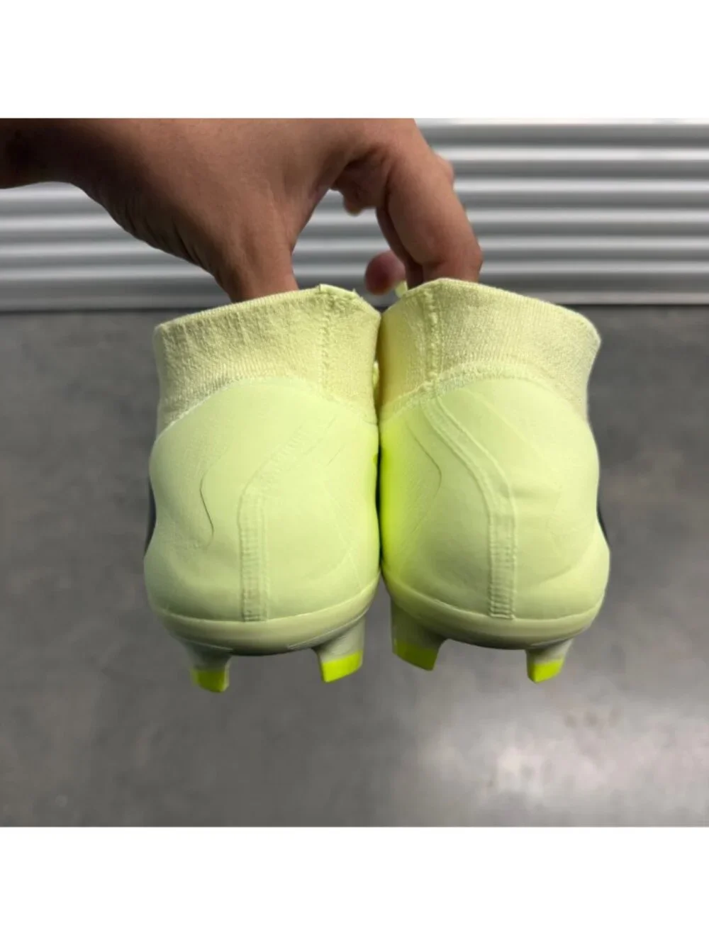 Nike Phantom GT2 Elite FG Soccer Cleats Yellow US 10.5 HQ2311-800 VenomSkin